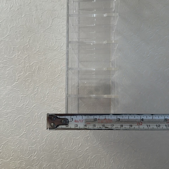 52 unit arcylic organizer - Picture 6 of 7